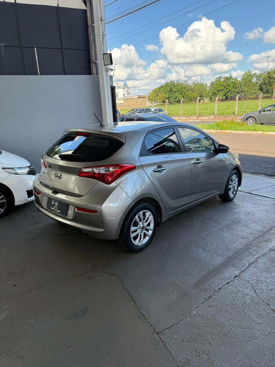 HYUNDAI HB20 - miniatura 8