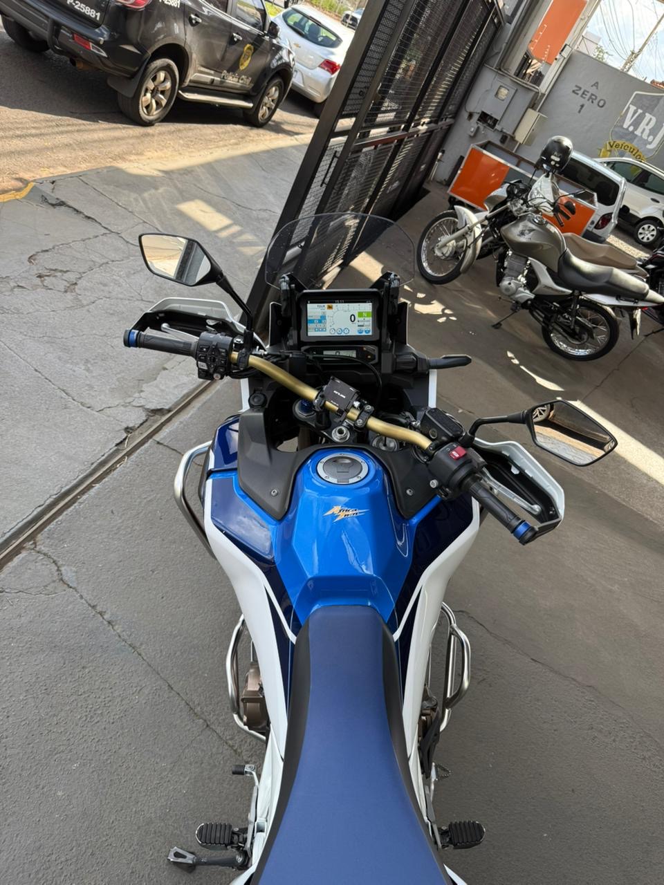 HONDA África Twin ADV 1100 - miniatura 5