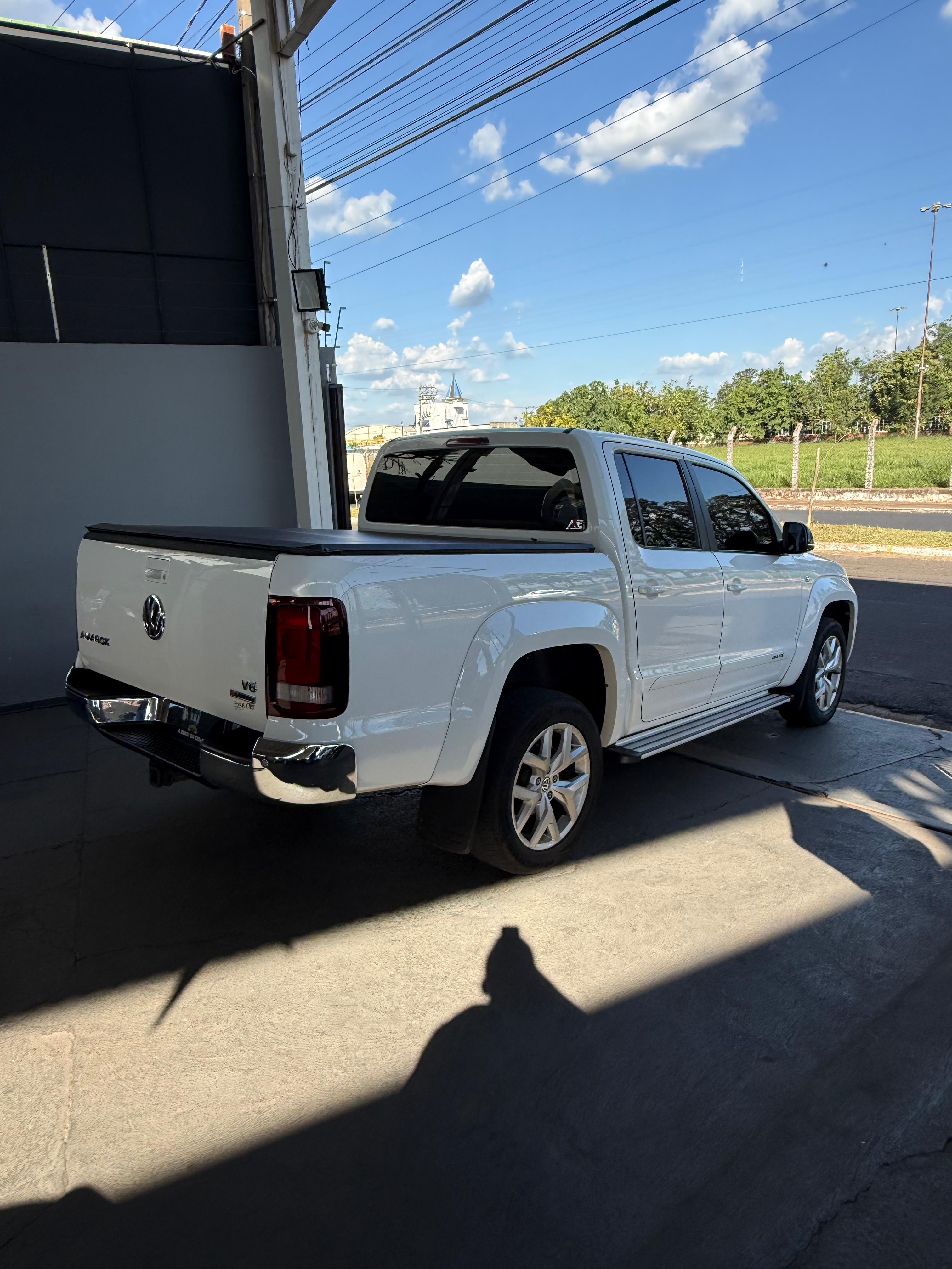 VOLKSWAGEN Amarok - miniatura 8