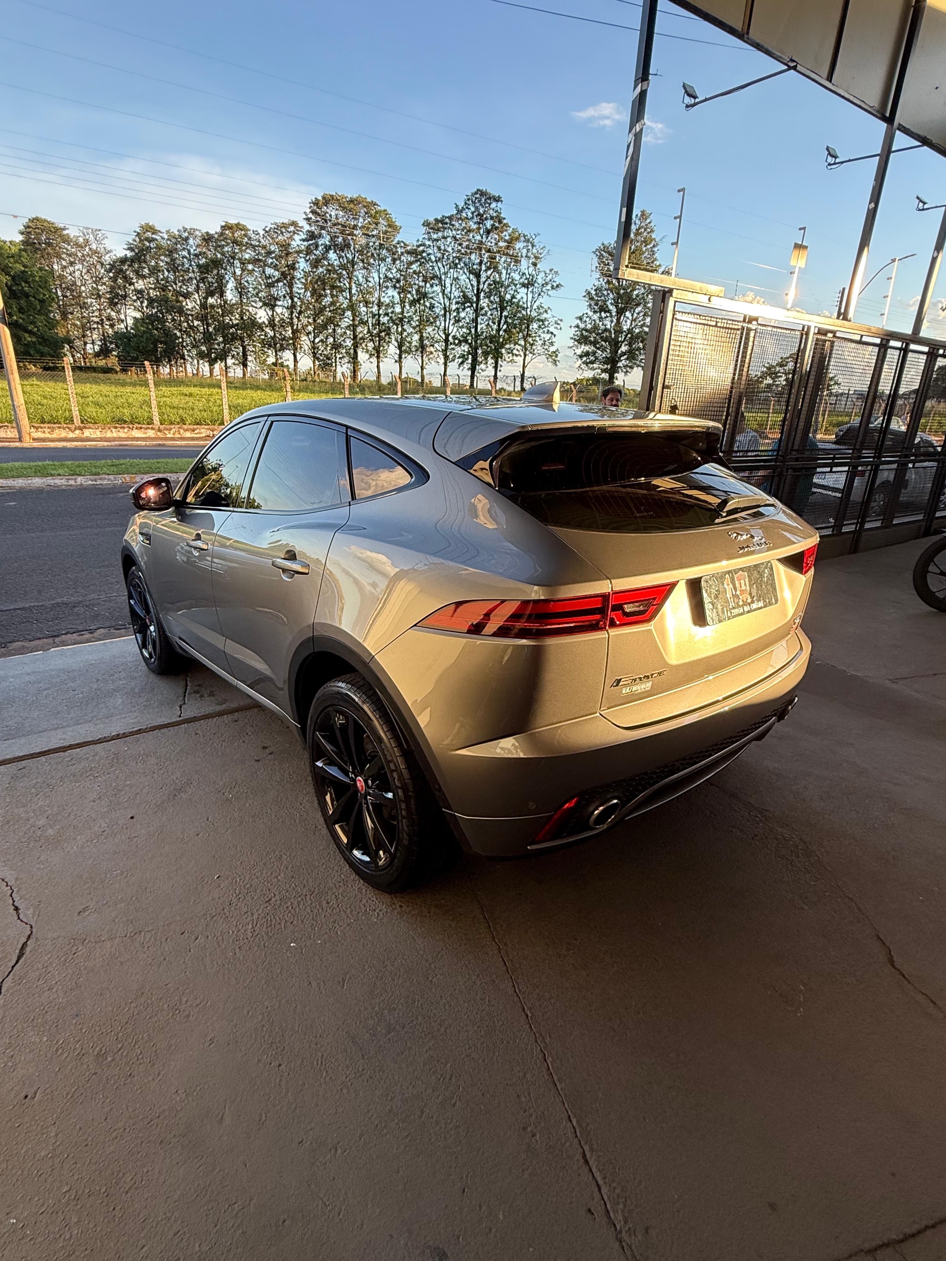 JAGUAR Jaguar E-Pace R-Dynamic 2.0 - miniatura 10