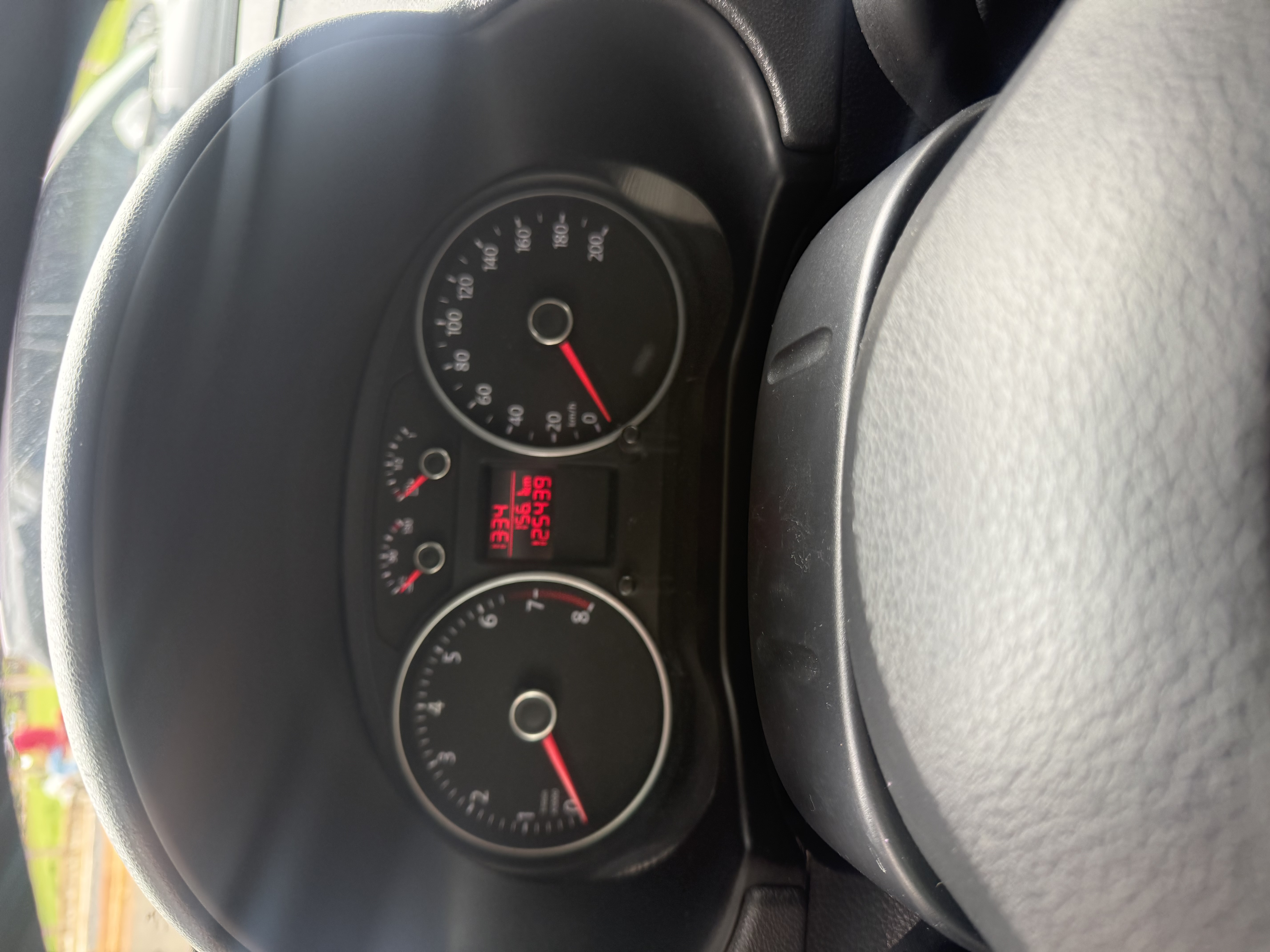 VOLKSWAGEN Gol - miniatura 5