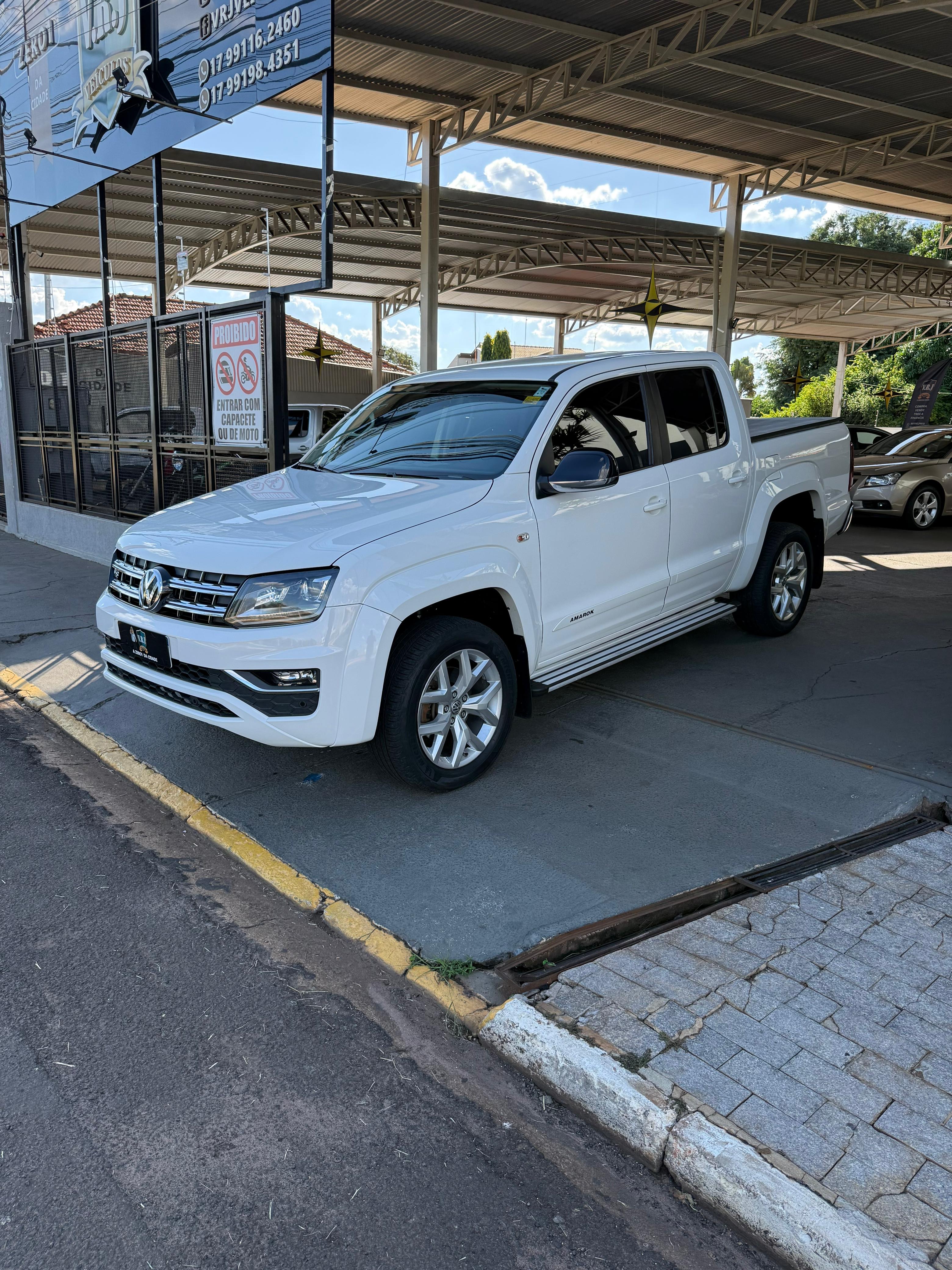 VOLKSWAGEN Amarok - miniatura 3